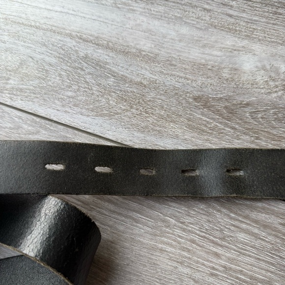 Vintage Black Premium Leather Belt Made in Canada - Picture 8 of 14